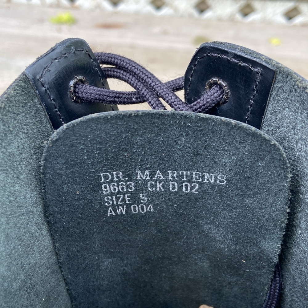 Dr. Martens Vintage 20-Eye 9663 Made in England Smooth Leather Boots Women's 7 - Picture 8 of 15